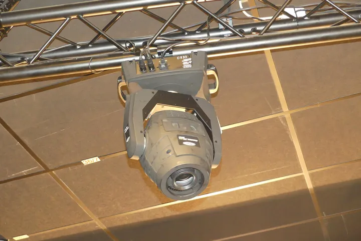 Showtec Moving Head Strahler Modell: Phantom 75LED Spot / Hinweis: ohne Traverse